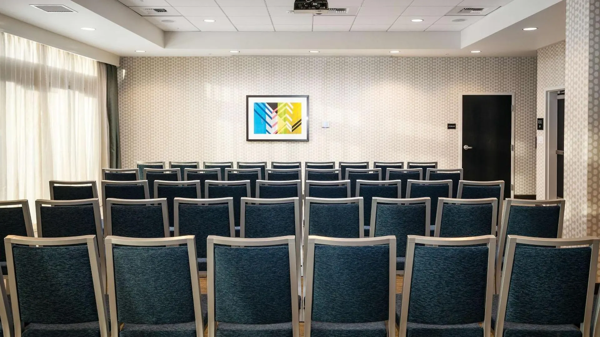 Hampton Inn & Suites By Hilton Seattle/Northgate Hotel
