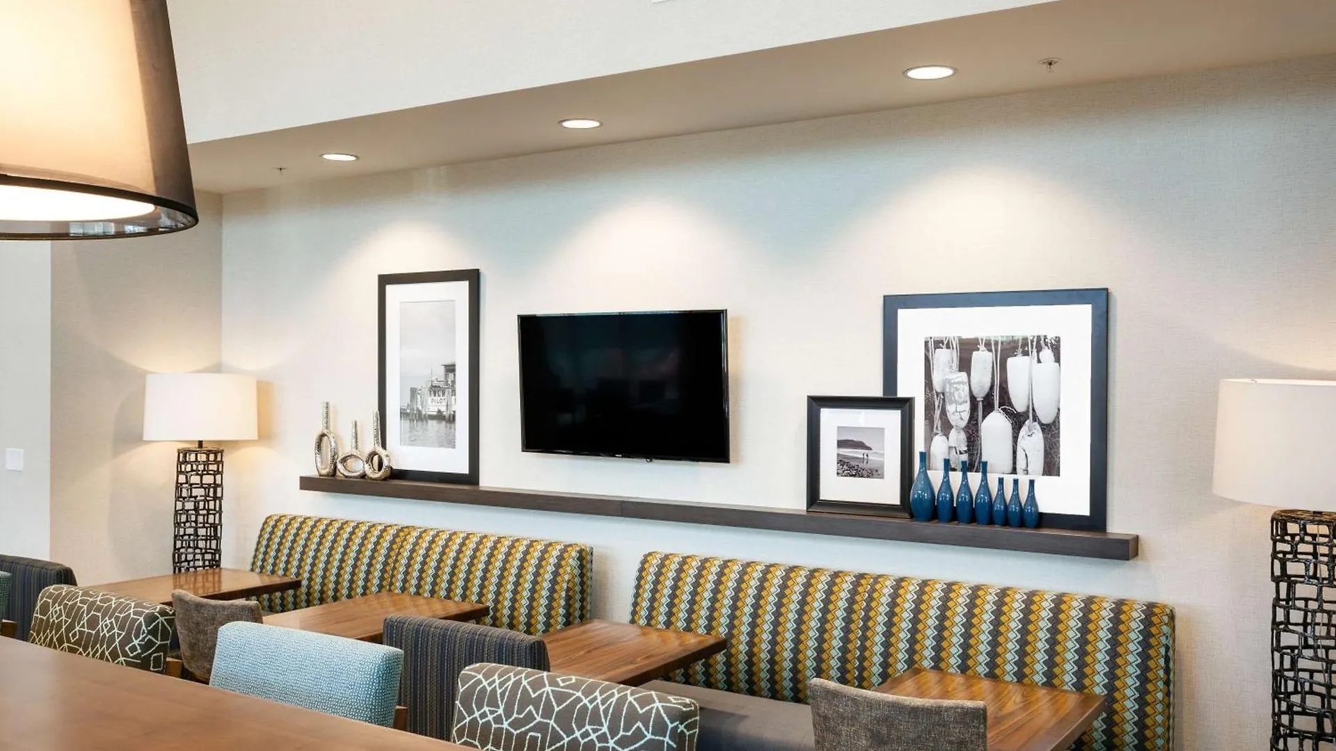 *** Hotel Hampton Inn & Suites By Hilton Seattle/Northgate United States